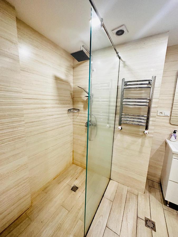 Suite Apartment On Pushkin Street Jerevan Exteriör bild